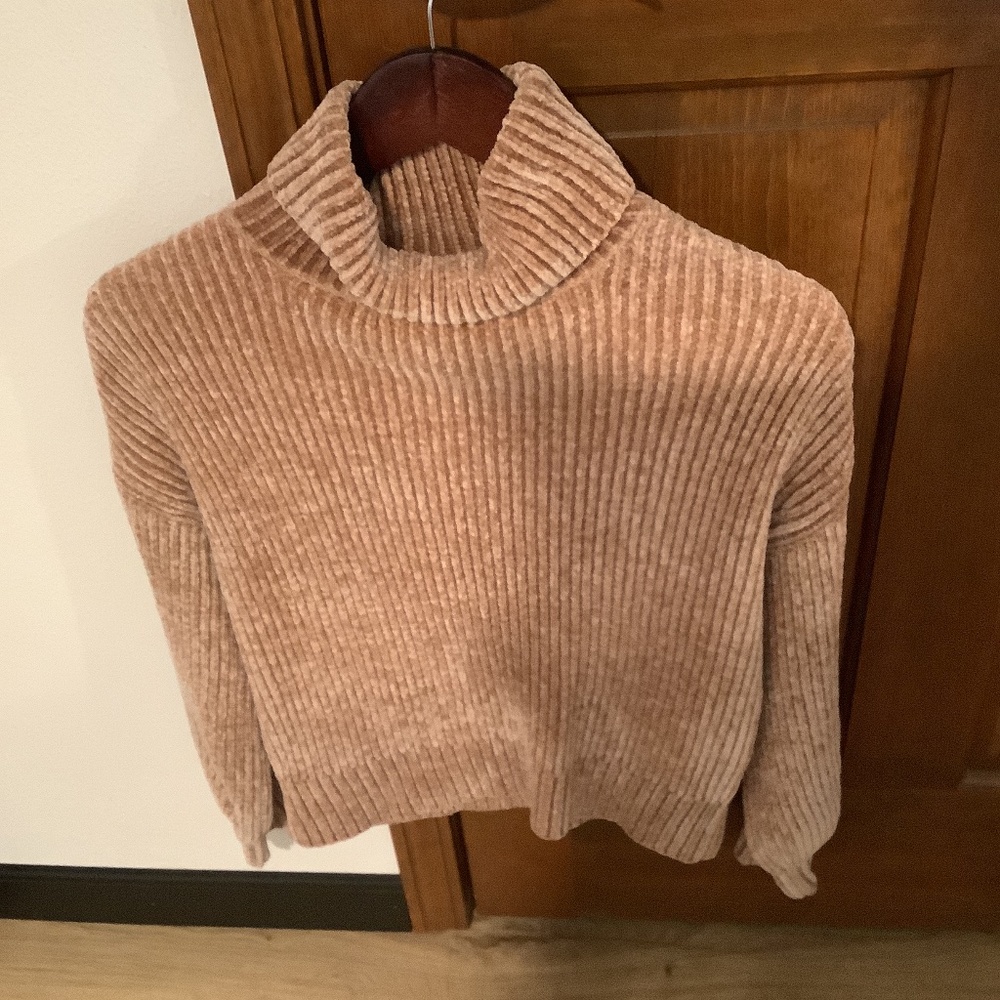 Boucle wide turtleneck sweater